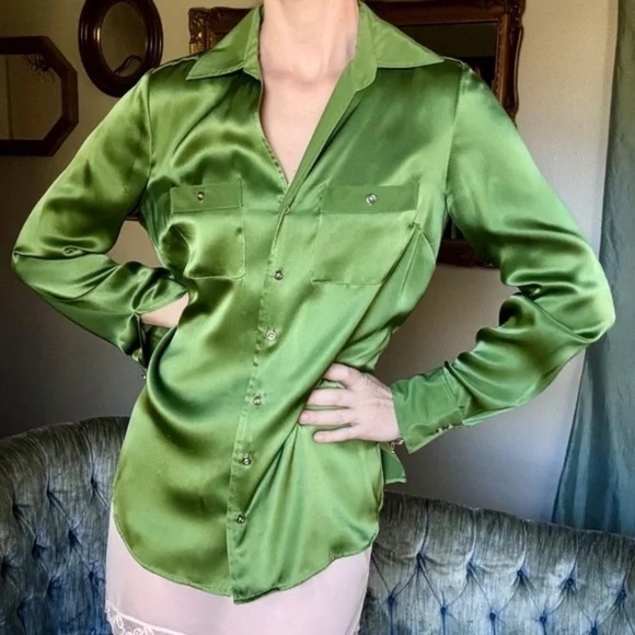 100% Silk Green Button Down Blouse Small Long Sleeve Quiet Luxury Workwear - Picture 9 of 12